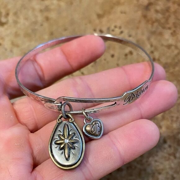 Brighton Art & Soul "Joy‎ to the World" Charm Silver Plated Bangle Bracelet - Picture 4 of 9